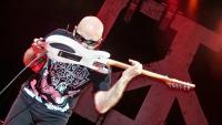 Joe Satriani does Jimi Hendrix Teeth Jam