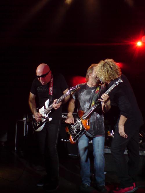 CHICKENFOOT  ROCK THE BUSH  2009